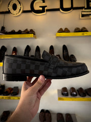 Black L-V Signature - 1